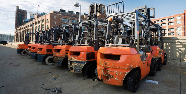 full selection of Peoria used forklifts